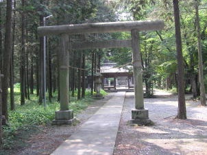 鎌形八幡神社　鳥居からの眺め