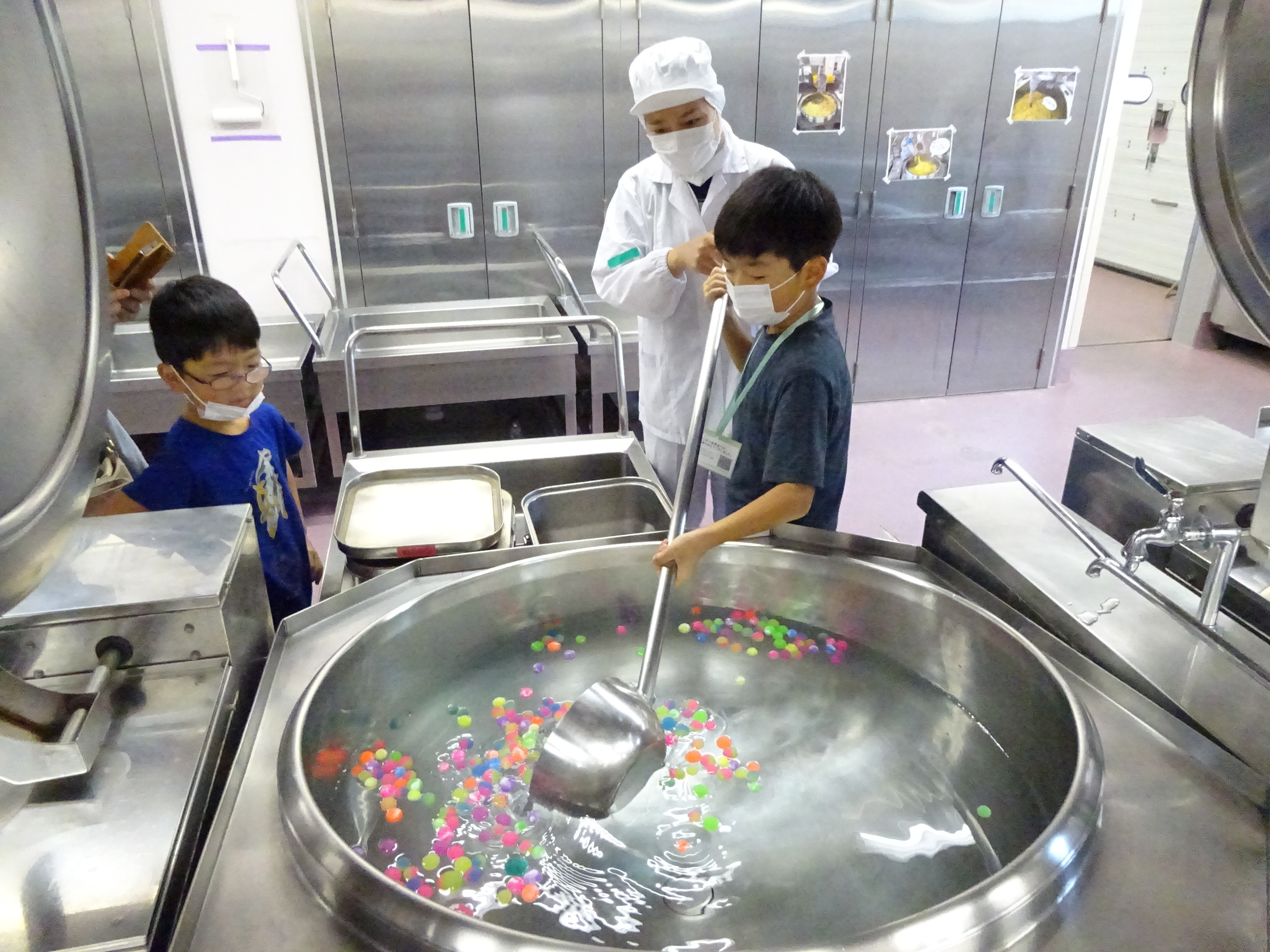 配缶を体験